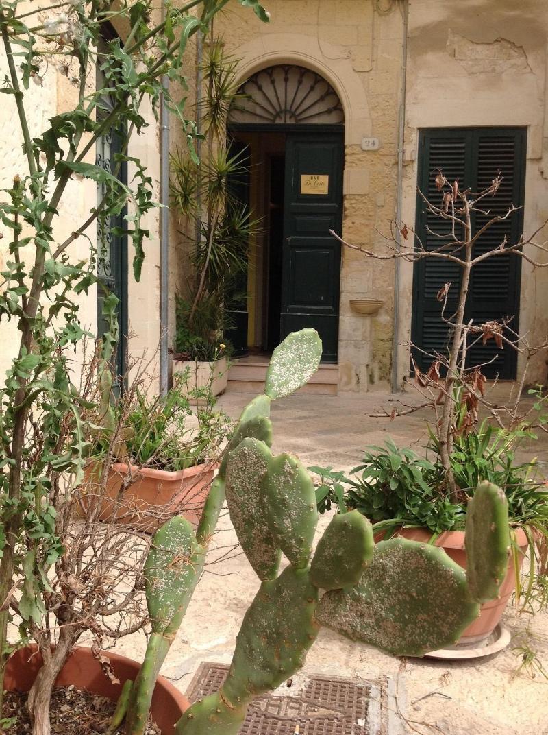 B&B La Corte Lecce Buitenkant foto