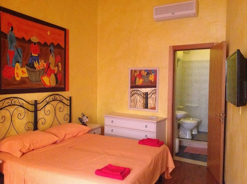 B&B La Corte Lecce Buitenkant foto